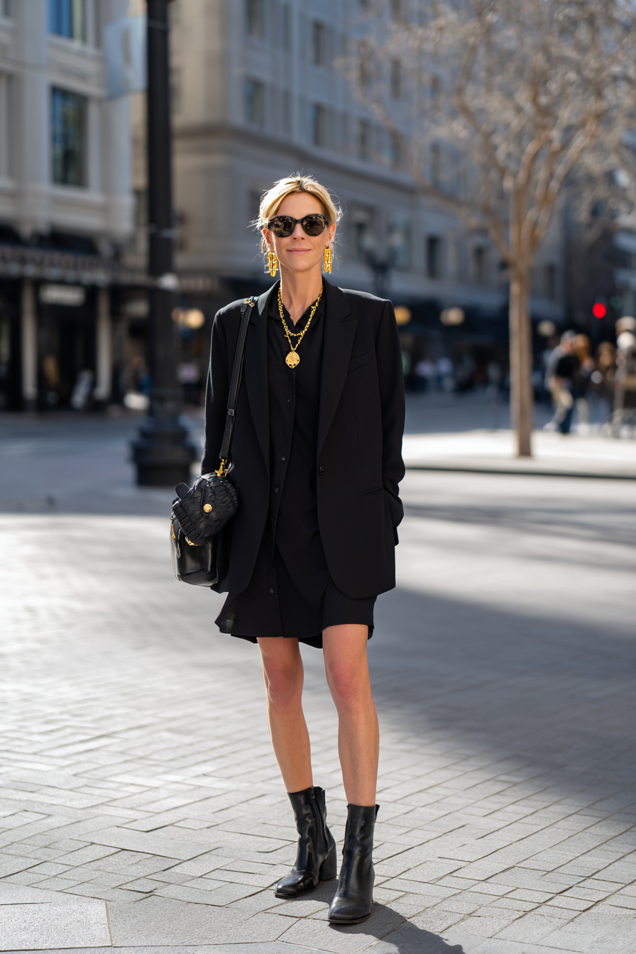 Black Dress 1047228